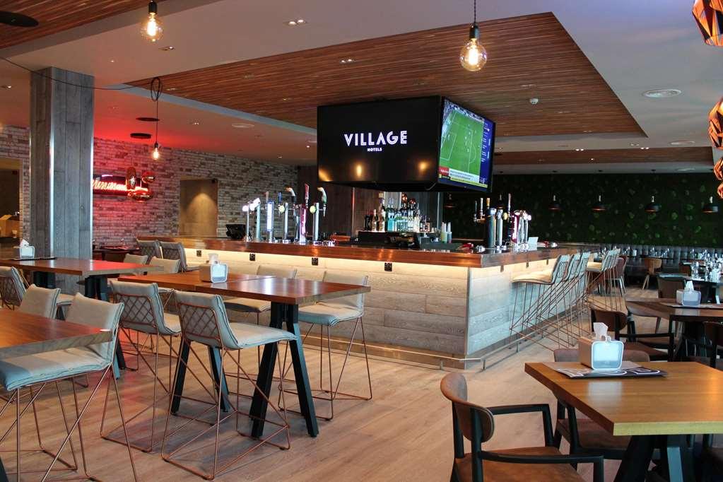 Village Hotel Newcastle Holystone  Ресторан фото