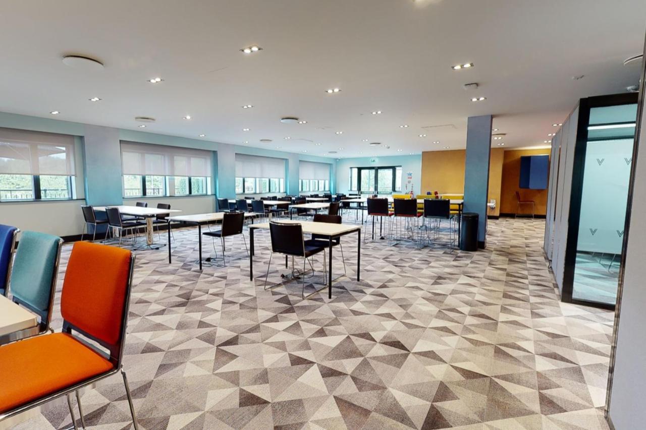 Village Hotel Newcastle Holystone  Екстер'єр фото