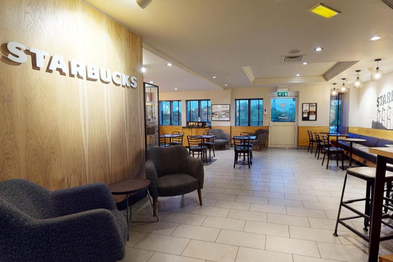 Village Hotel Newcastle Holystone  Екстер'єр фото