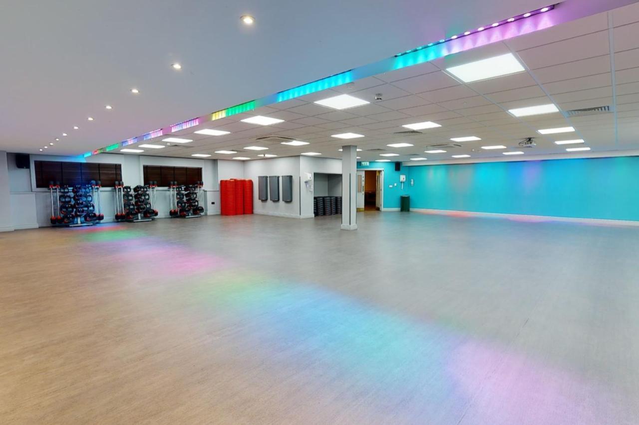 Village Hotel Newcastle Holystone  Екстер'єр фото