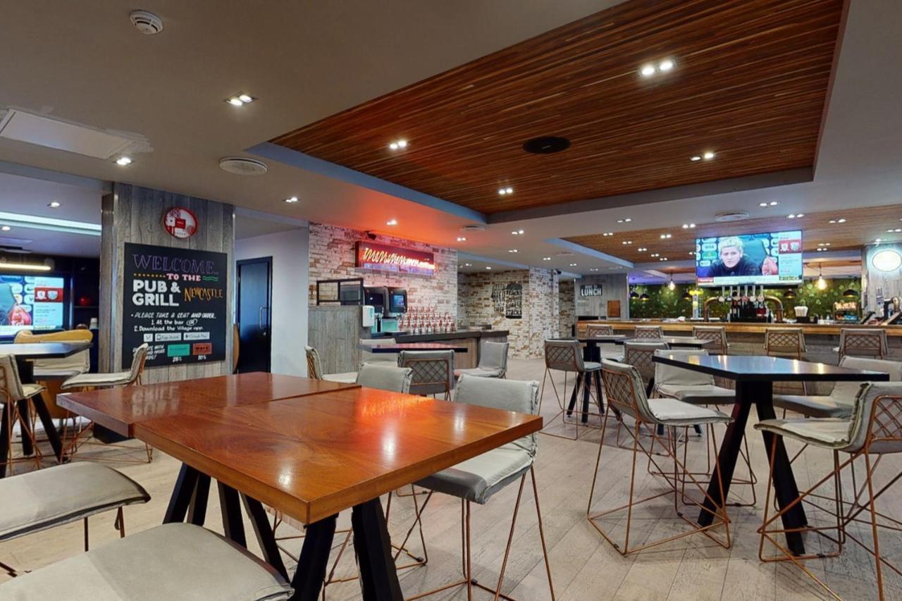 Village Hotel Newcastle Holystone  Екстер'єр фото